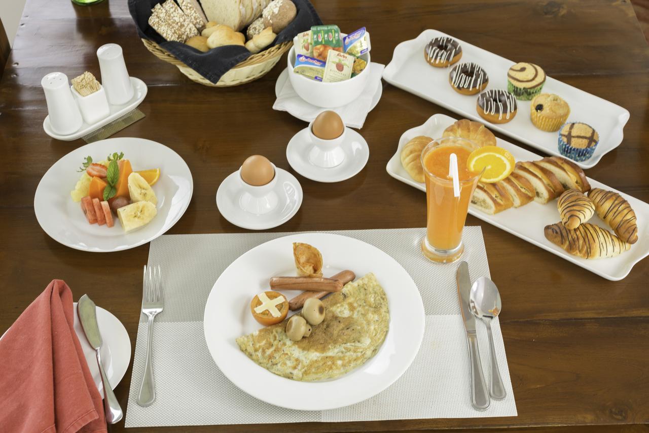 Grand Camellia Hotel Nuwara Eliya Bagian luar foto