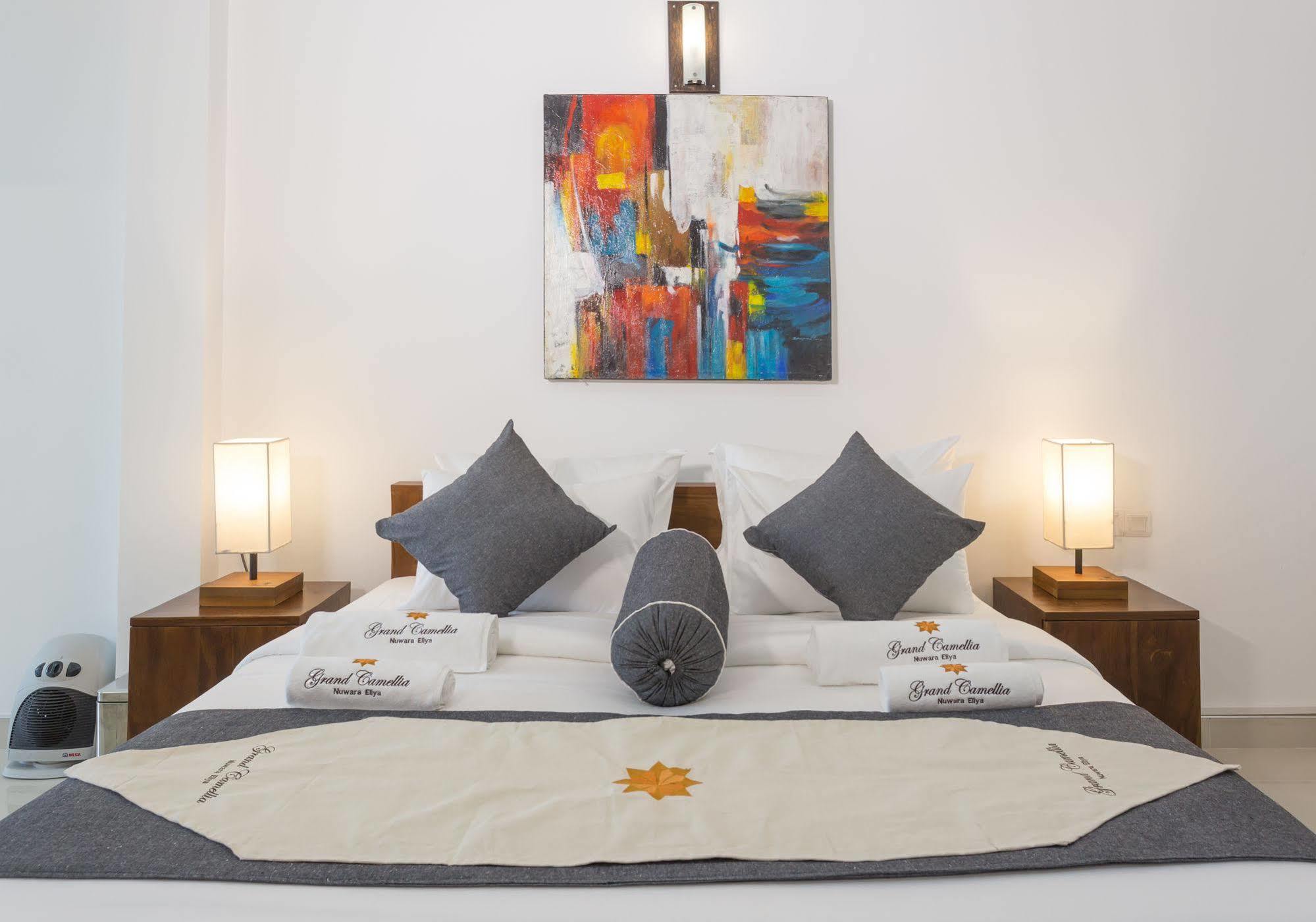 Grand Camellia Hotel Nuwara Eliya Bagian luar foto